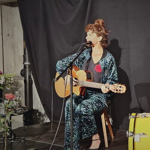 Eva Lynn Leoparden Anzug